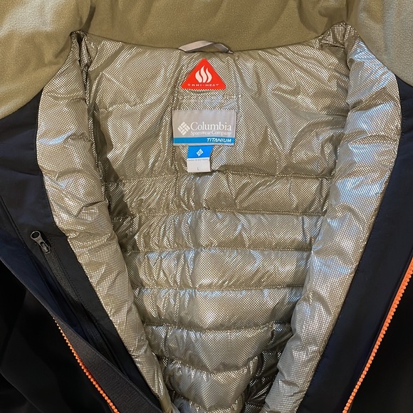 Columbia jacket - Picture 6 of 7